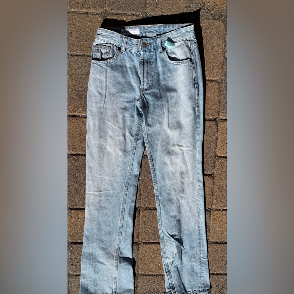 💥4/$20 Zara Women’s Light Blue Straight Jeans BUNDLE AND SAVE!